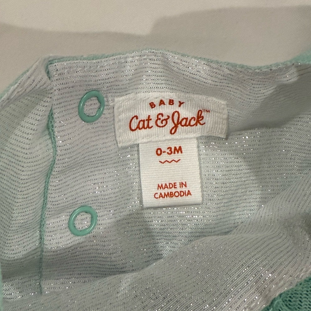 Cat & Jack Mint Green Baby Outfit - Picture 4 of 4